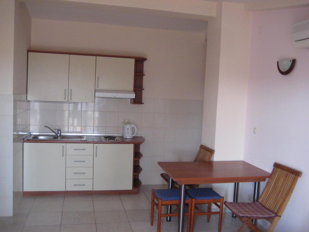 Apartments Diana Orebić Eksteriør billede